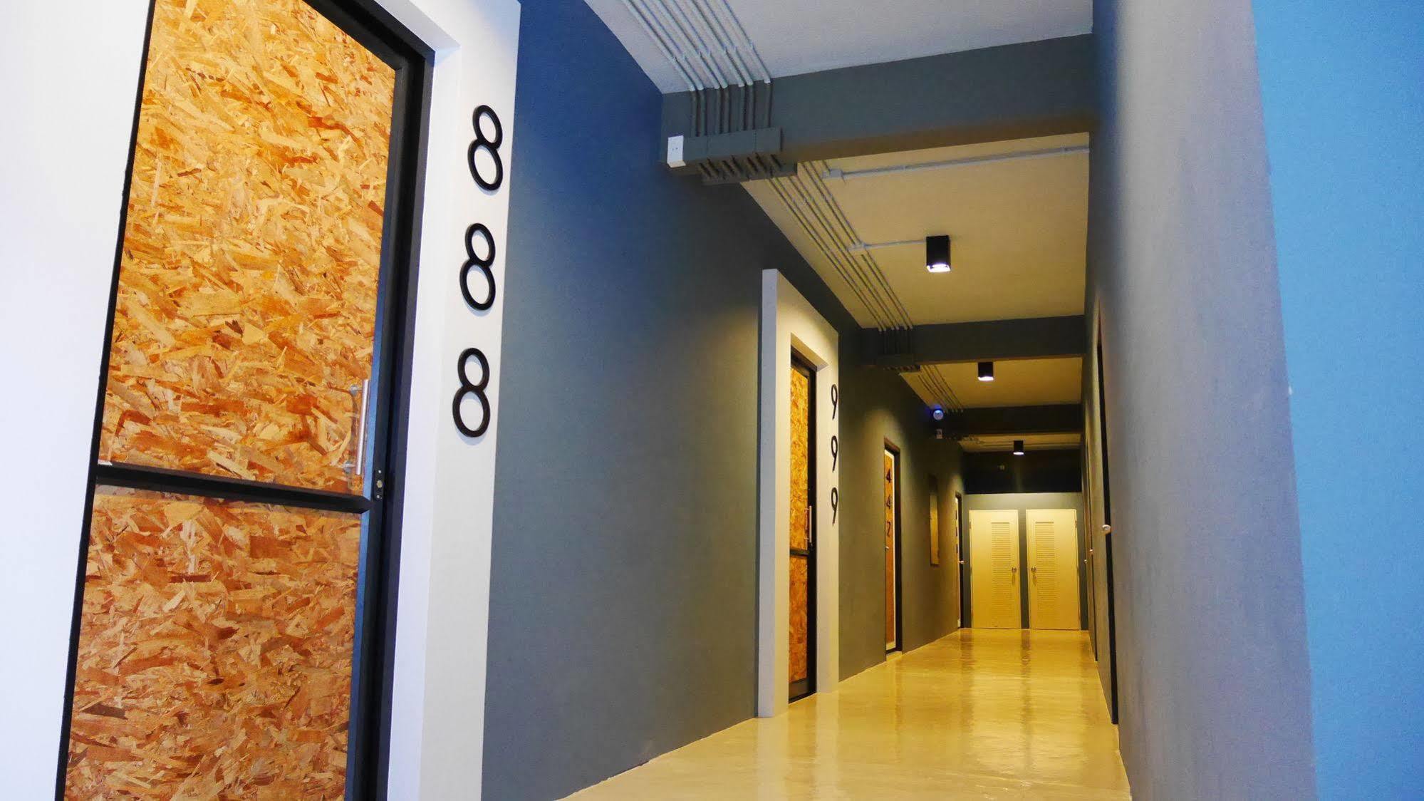 Amity Poshtel Hostel Krabi Exterior photo
